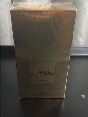 Tom Ford Gold Black Orchid Parfum Box